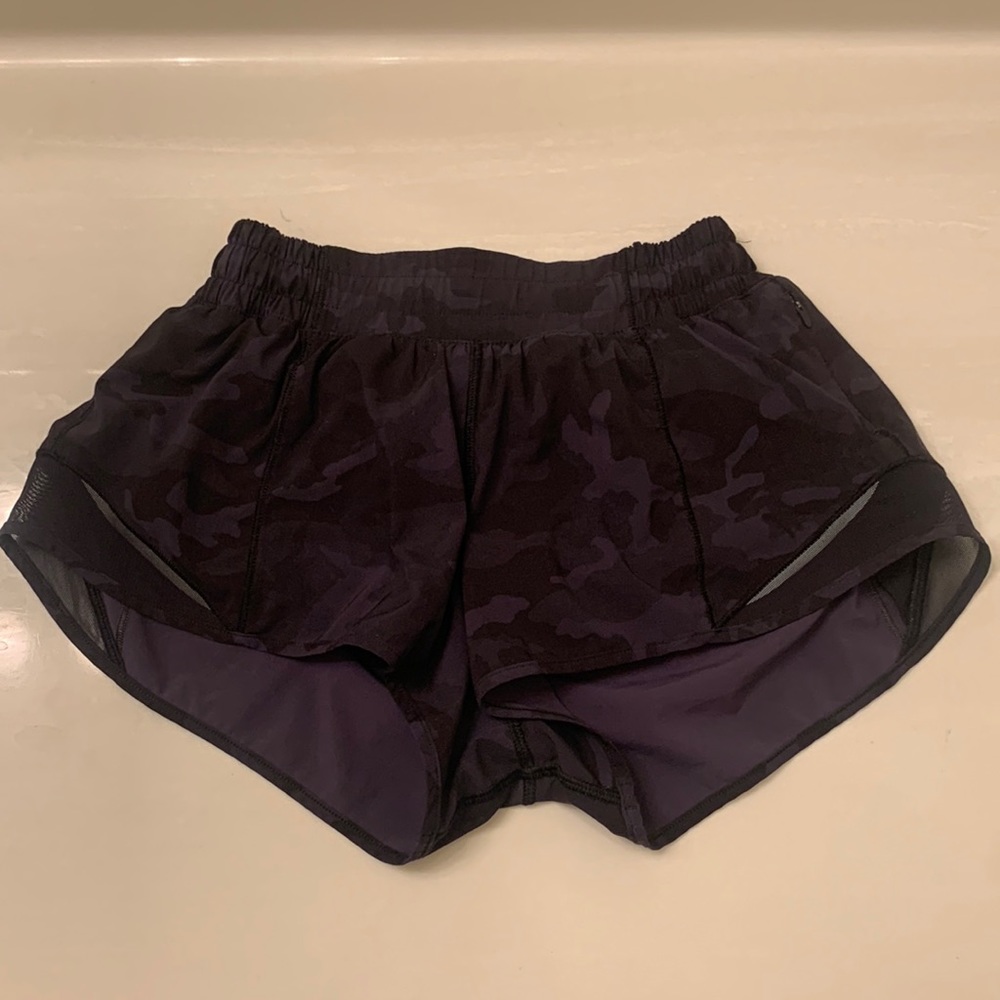 lululemon hotty hot short